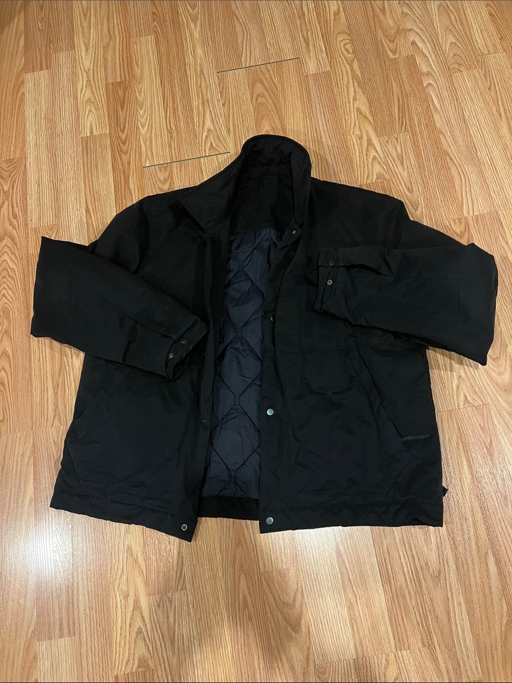 lululemon athletica Men's Black Quilted Bomber-Style Jacket